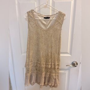 BCBGMAXAZRIA Sleeveless Tiered Lace Dress sz M 👗